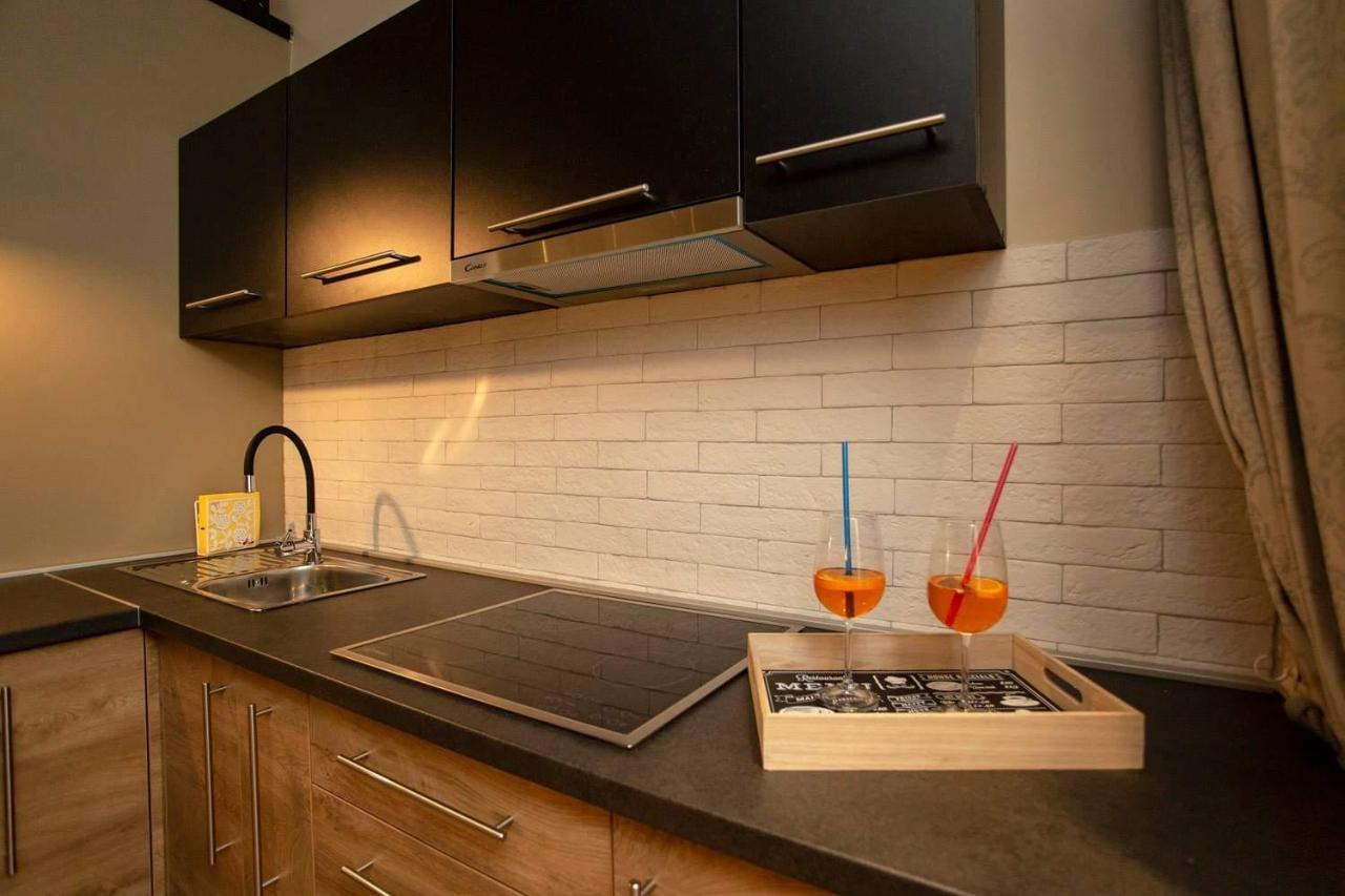 ˇdcˇ Modern Apartment Near The Church Ровинь Экстерьер фото